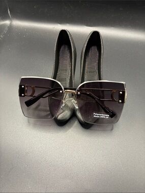 Fashion Nova Square Oversized Sunglasses - Black Gradient Lenses